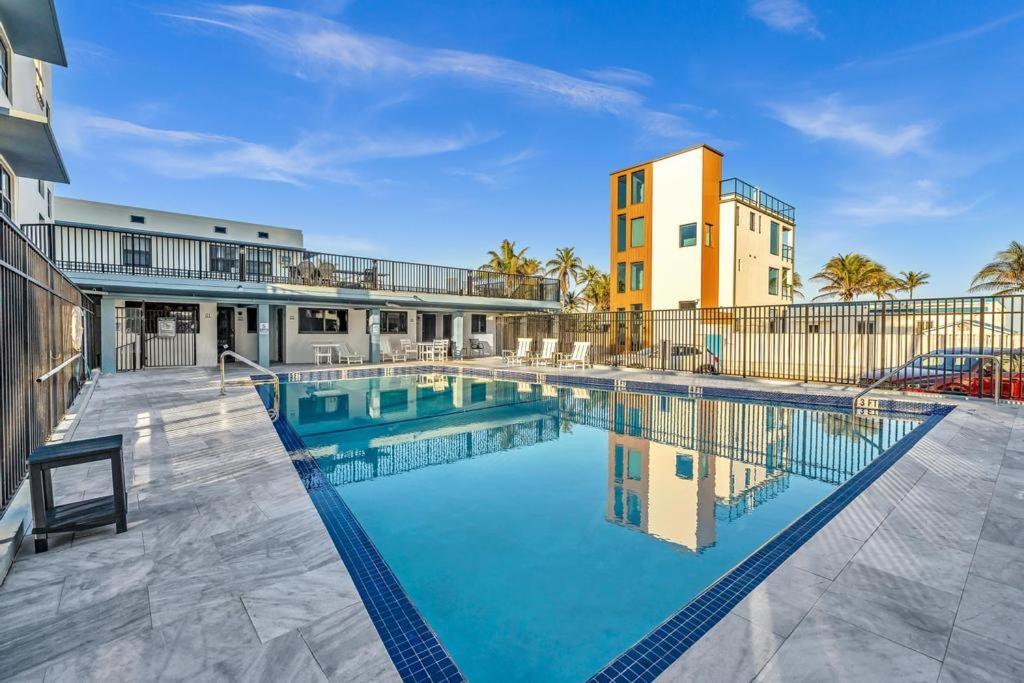 Beachfront & Pool Near Marriott Hollywood Beach Buitenkant foto