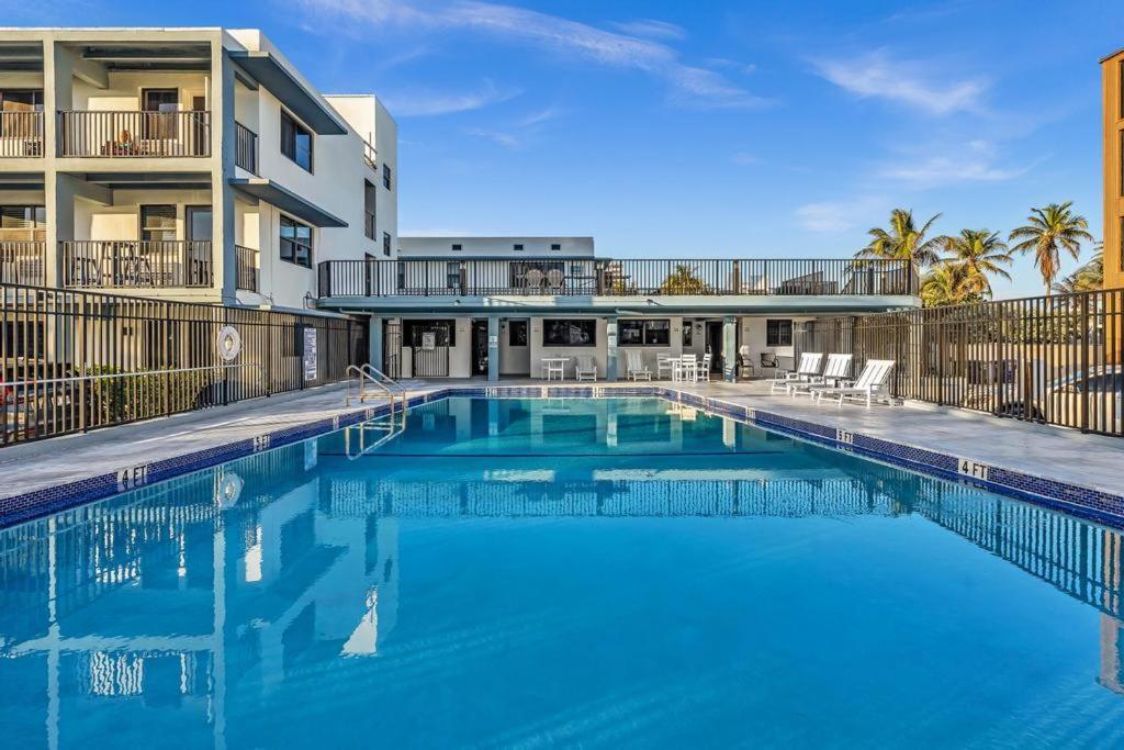 Beachfront & Pool Near Marriott Hollywood Beach Buitenkant foto